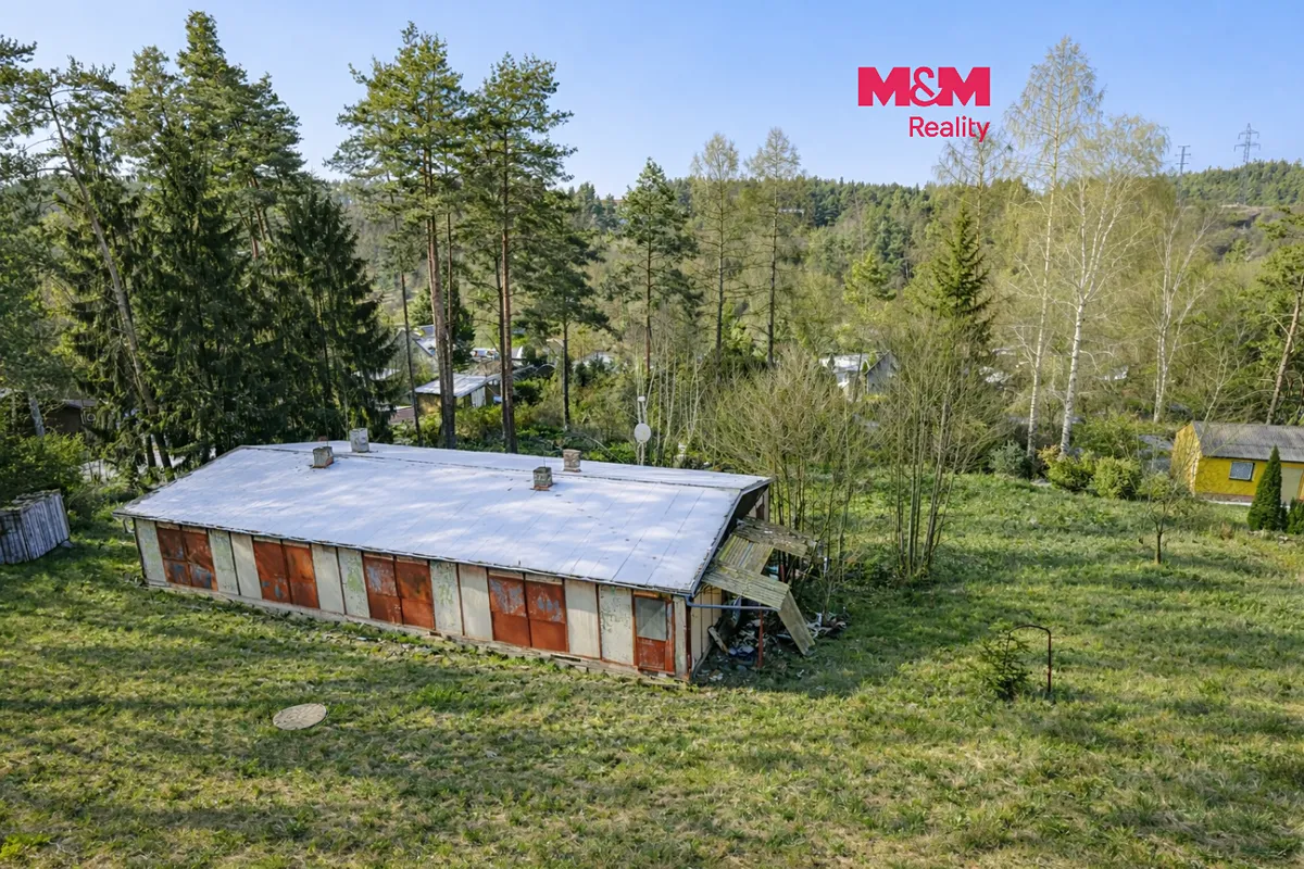 Prodej stavebního pozemku 2986 m²